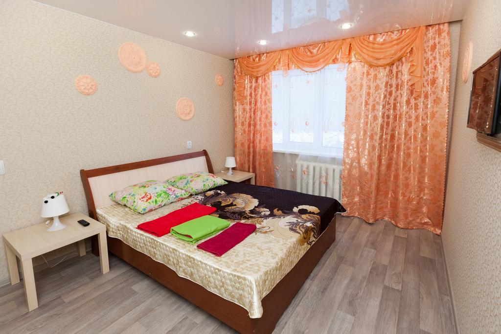 Apartament Novosibirsk Na Ippodromskoy Otel Dış mekan fotoğraf